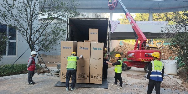 精致機(jī)柜出貨：賦能深圳理工大學(xué)智能化項目