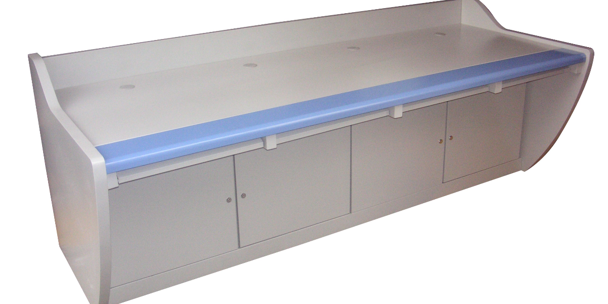 見證精致實力--深圳前海國際學校選用精致監(jiān)控操作臺