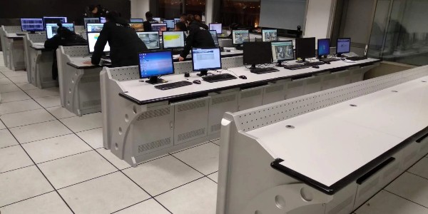 品質(zhì)良好的監(jiān)控操作臺(tái)有哪些要素