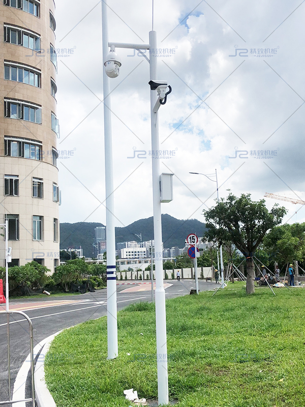 道路監(jiān)控桿加工定制